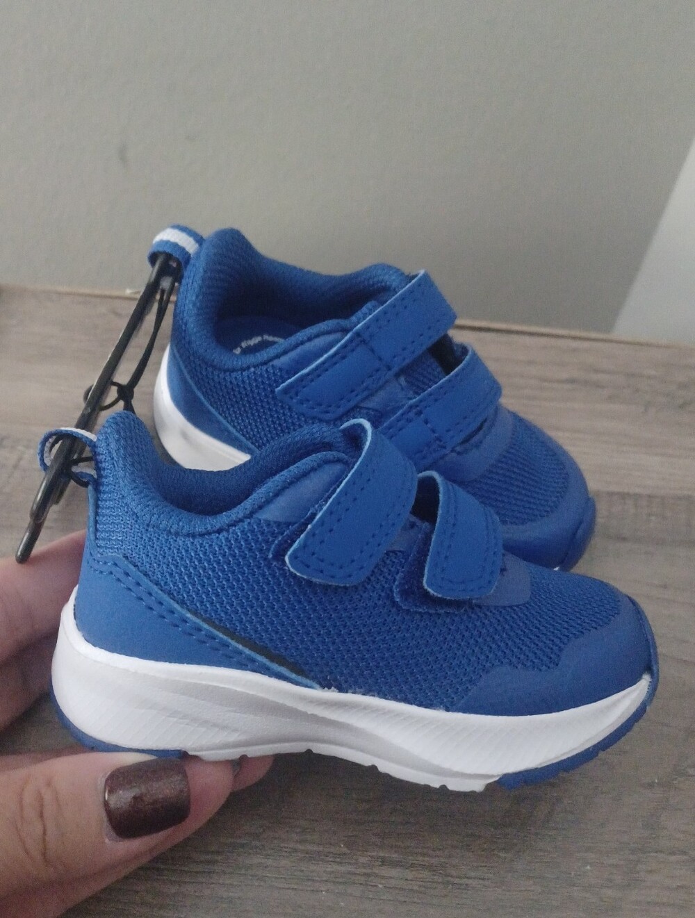 Athletic Works Blue Mesh Sneakers Sz 3